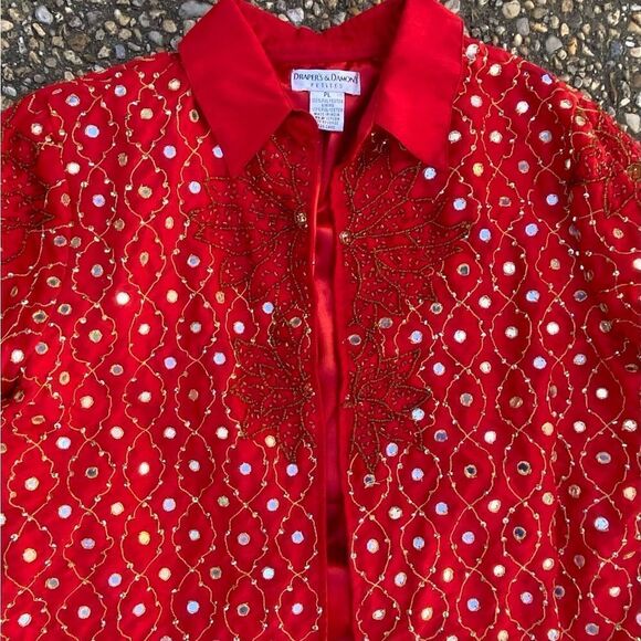 Vtg Drapers & Damon’s bright red ethnic beaded gold trim mirror disc jacket - Picture 3 of 8